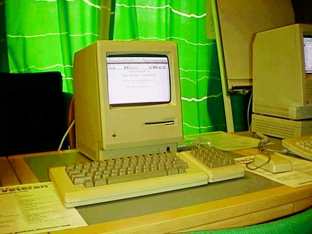 image/macintosh_9_inch-05.jpg