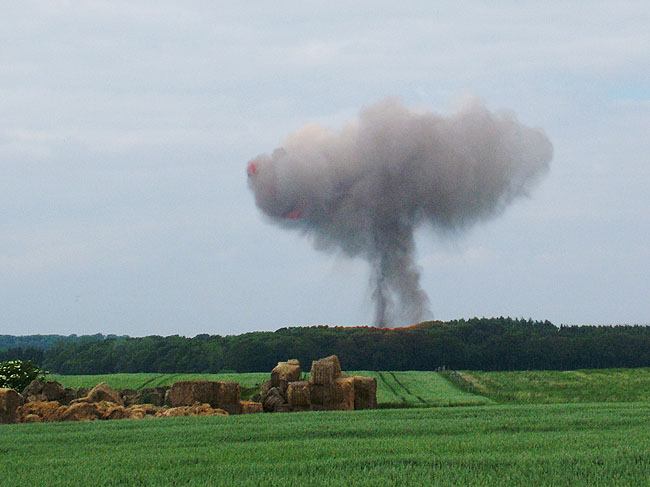 image/gaseksplosion-05.jpg