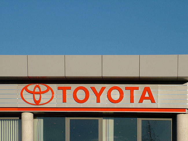 image/toyota-90.jpg