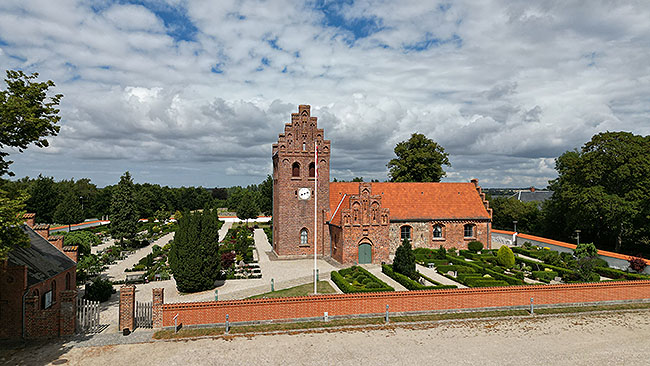 image/oelstykke_kirke-0101.jpg