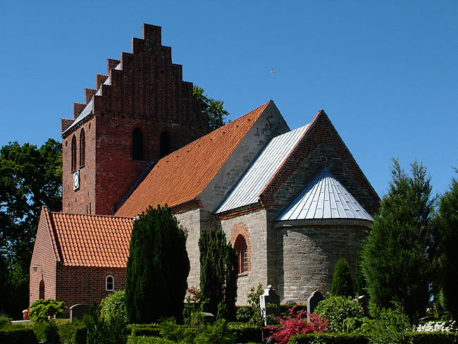 image/skuldelev_kirke-03.jpg