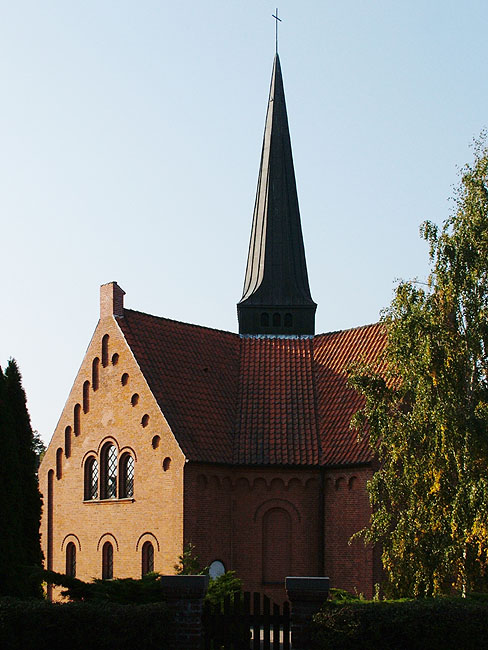 image/vallekilde_kirke-01.jpg