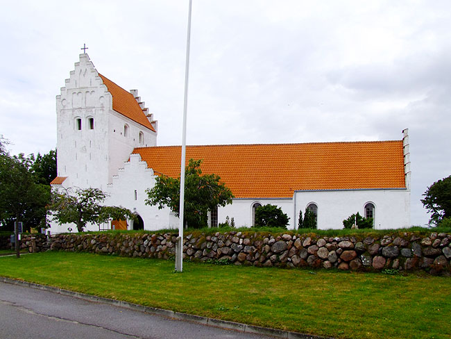 image/onsbjerg_kirke-980.jpg