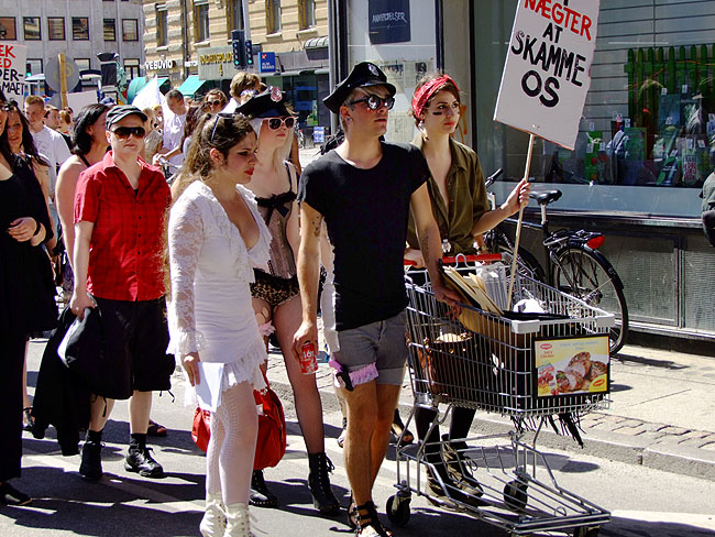 image/slutwalk_copenhagen-294.jpg