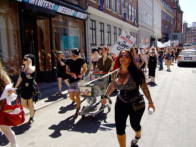 image/slutwalk_copenhagen-305.jpg