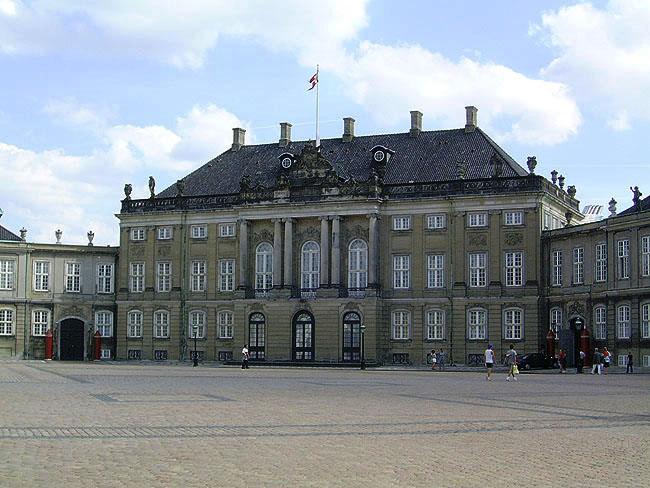 image/amalienborg-45.jpg