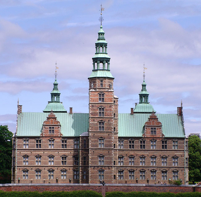 image/rosenborg_slot-03.jpg