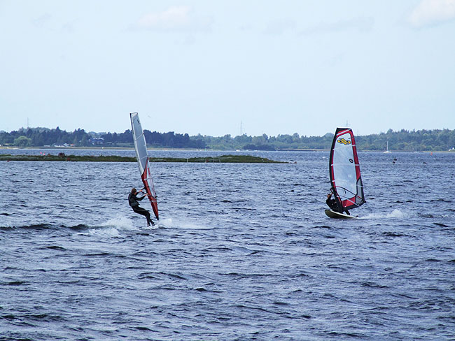 image/windsurfer-438.jpg